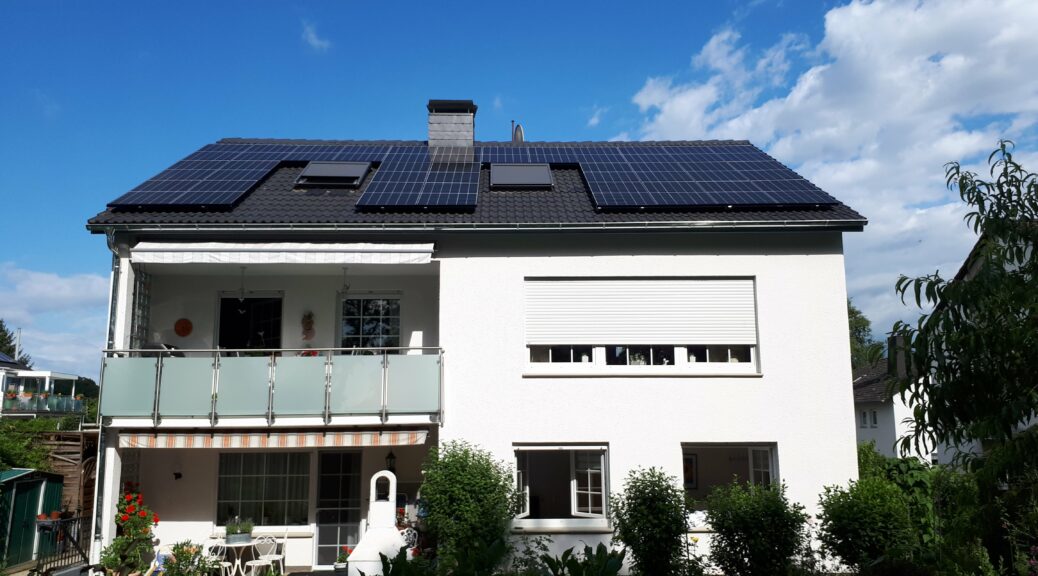 Solarmodule auf dem Westdach